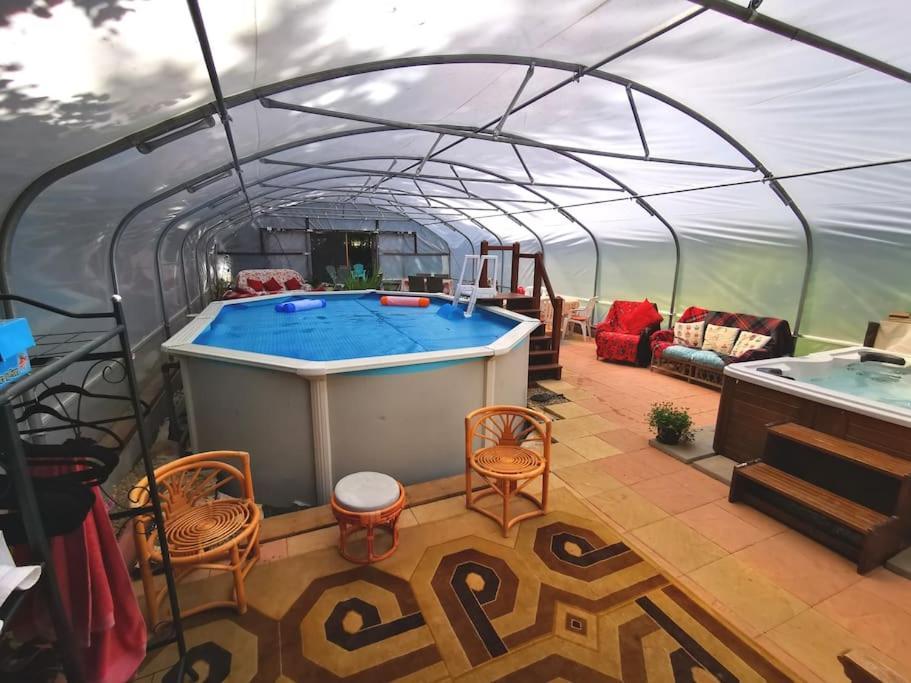 Country Side Haven Two Double Ensuite Bedrooms Couples Exclusive Rate Offered Saint-Michel-de-Montjoie Exteriér fotografie