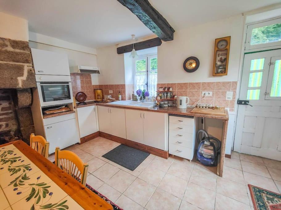 Country Side Haven Two Double Ensuite Bedrooms Couples Exclusive Rate Offered Saint-Michel-de-Montjoie Exteriér fotografie
